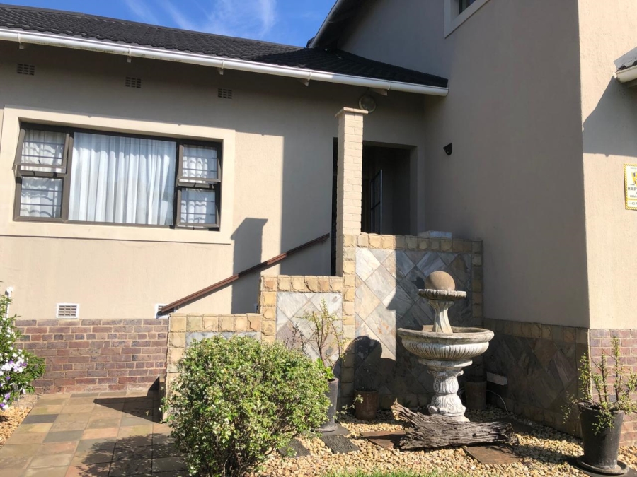 2 Bedroom Property for Sale in Berea Eastern Cape